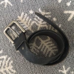 Men’s black leather belt